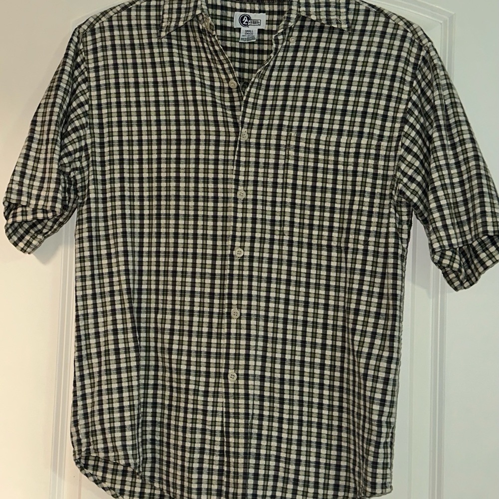 Cubavera Black and White Casual Button Down Shirt